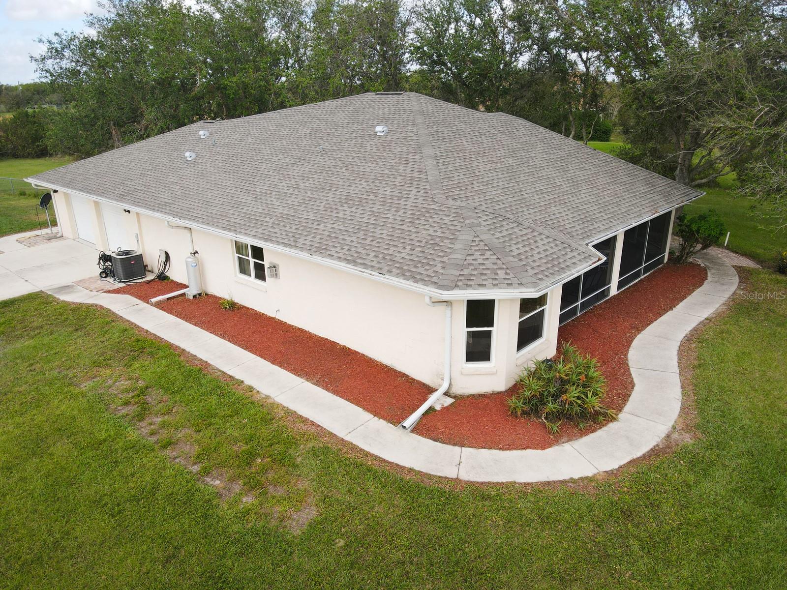 31730 Clay Gully Rd Property Photo
