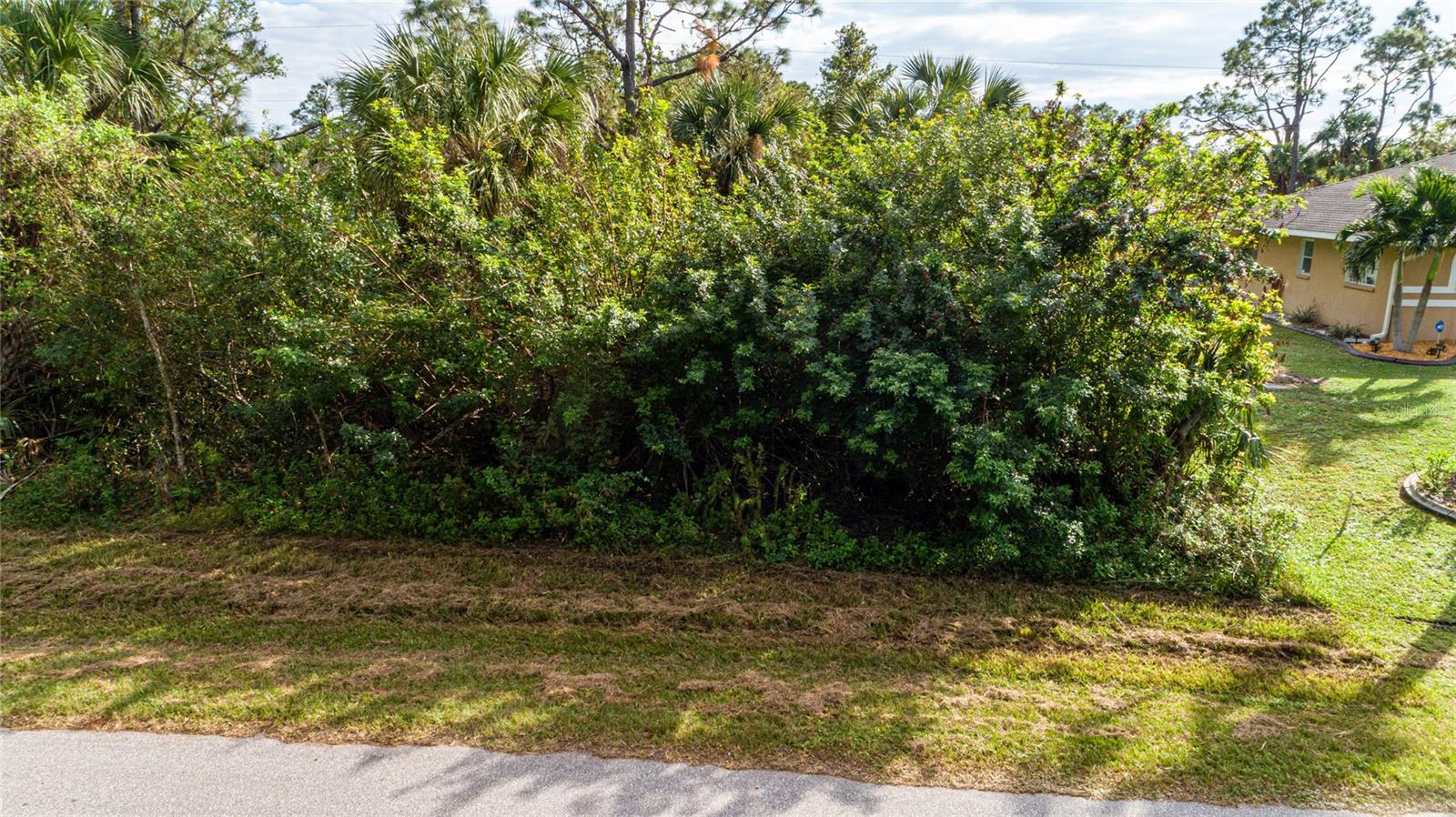 26199 Eager Rd Property Photo 1