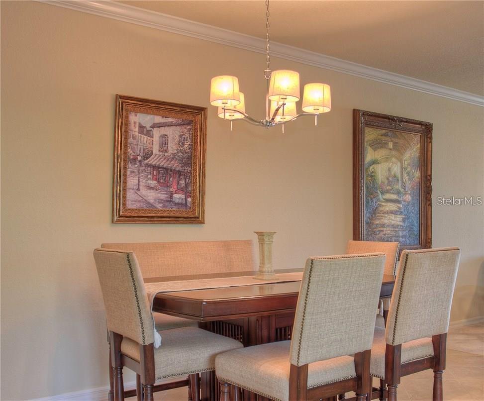 6627 Candlestick Dr Property Photo 9