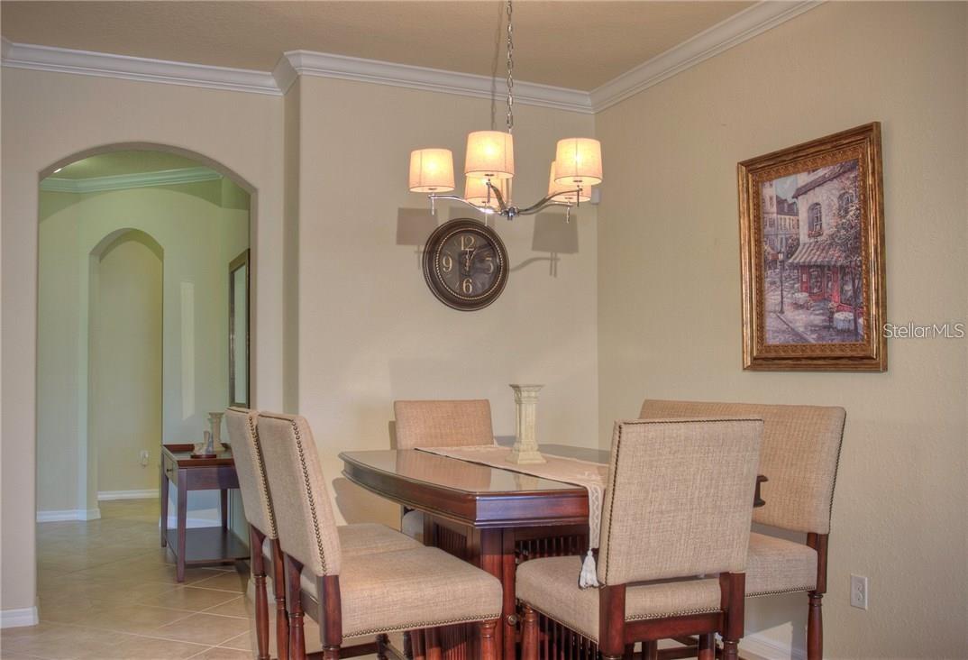 6627 Candlestick Dr Property Photo 10