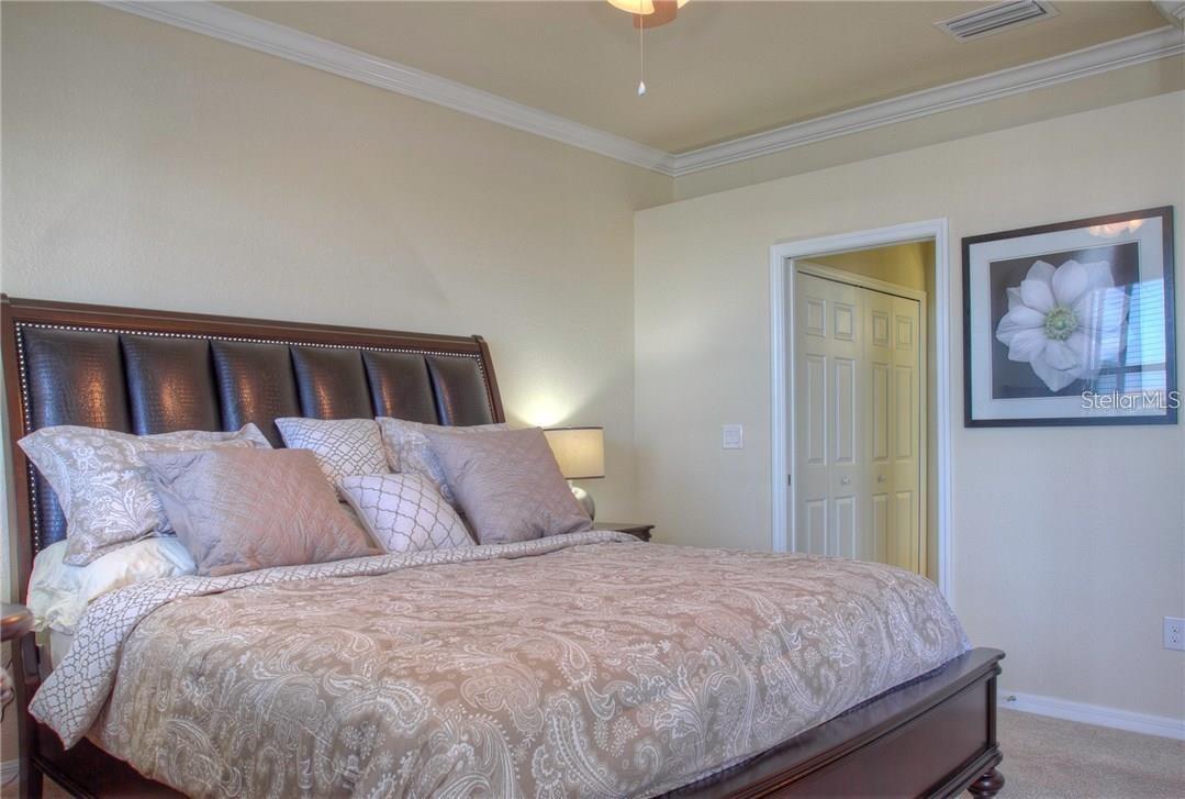 6627 Candlestick Dr Property Photo 16