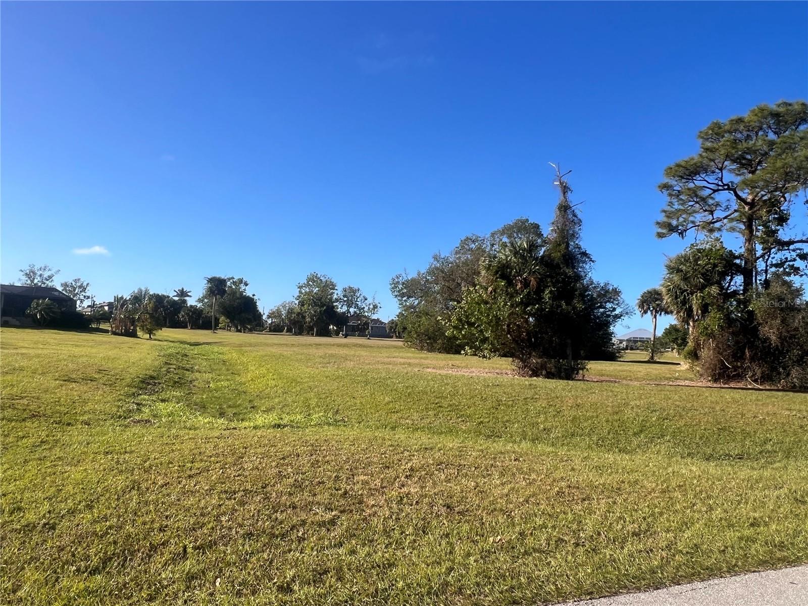 16810 Acapulco Rd Property Photo 4