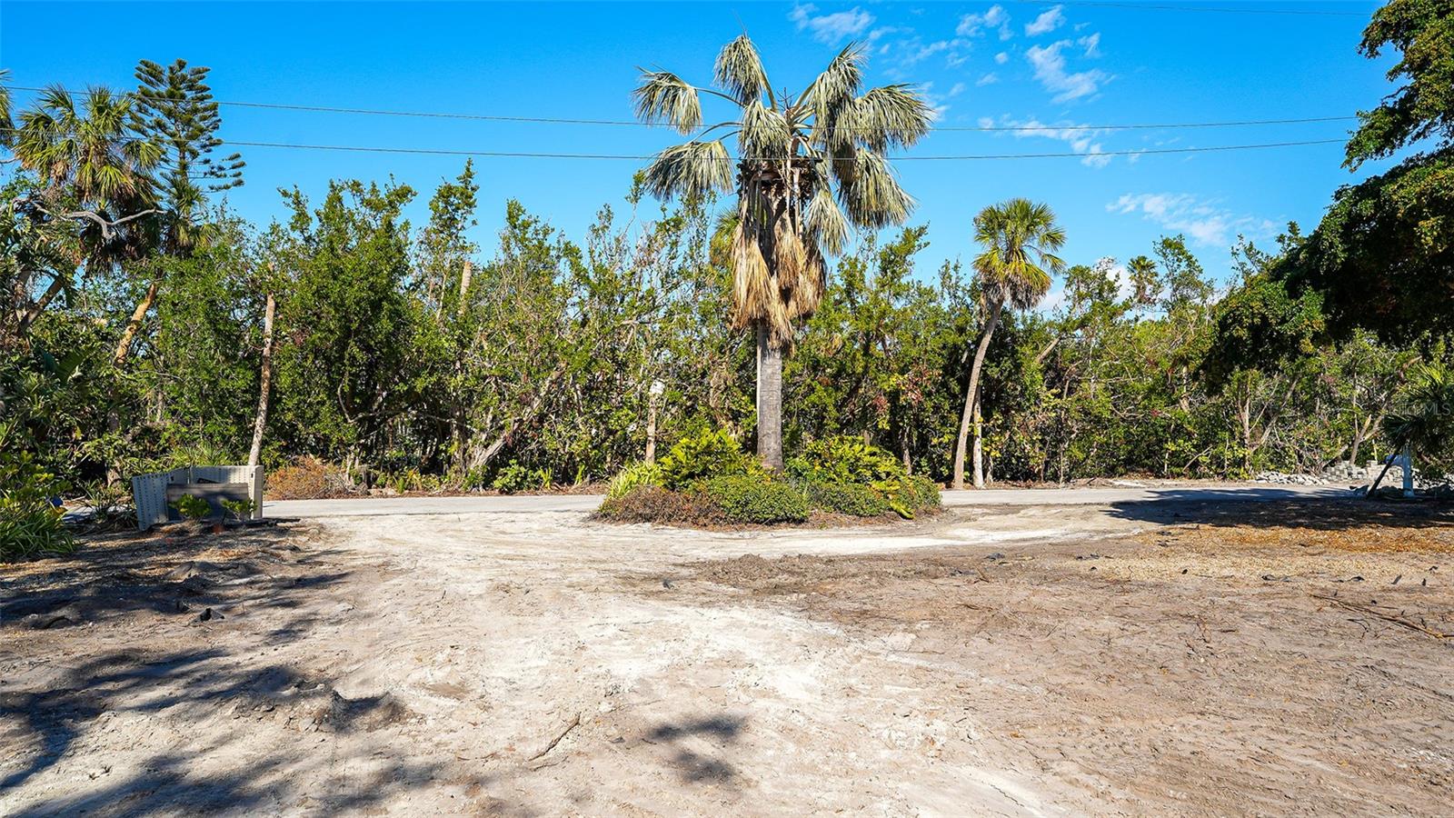 660 Longview Dr Property Photo 23