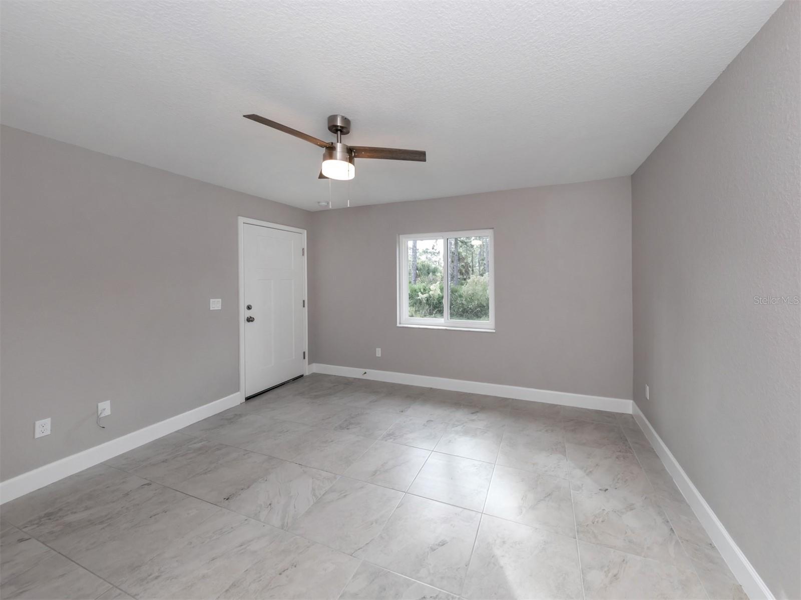 12063 Henley Ave Property Photo 22