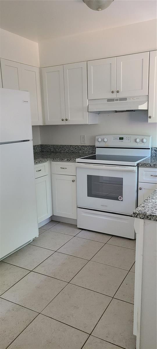 131 Garden Dr Property Photo 3