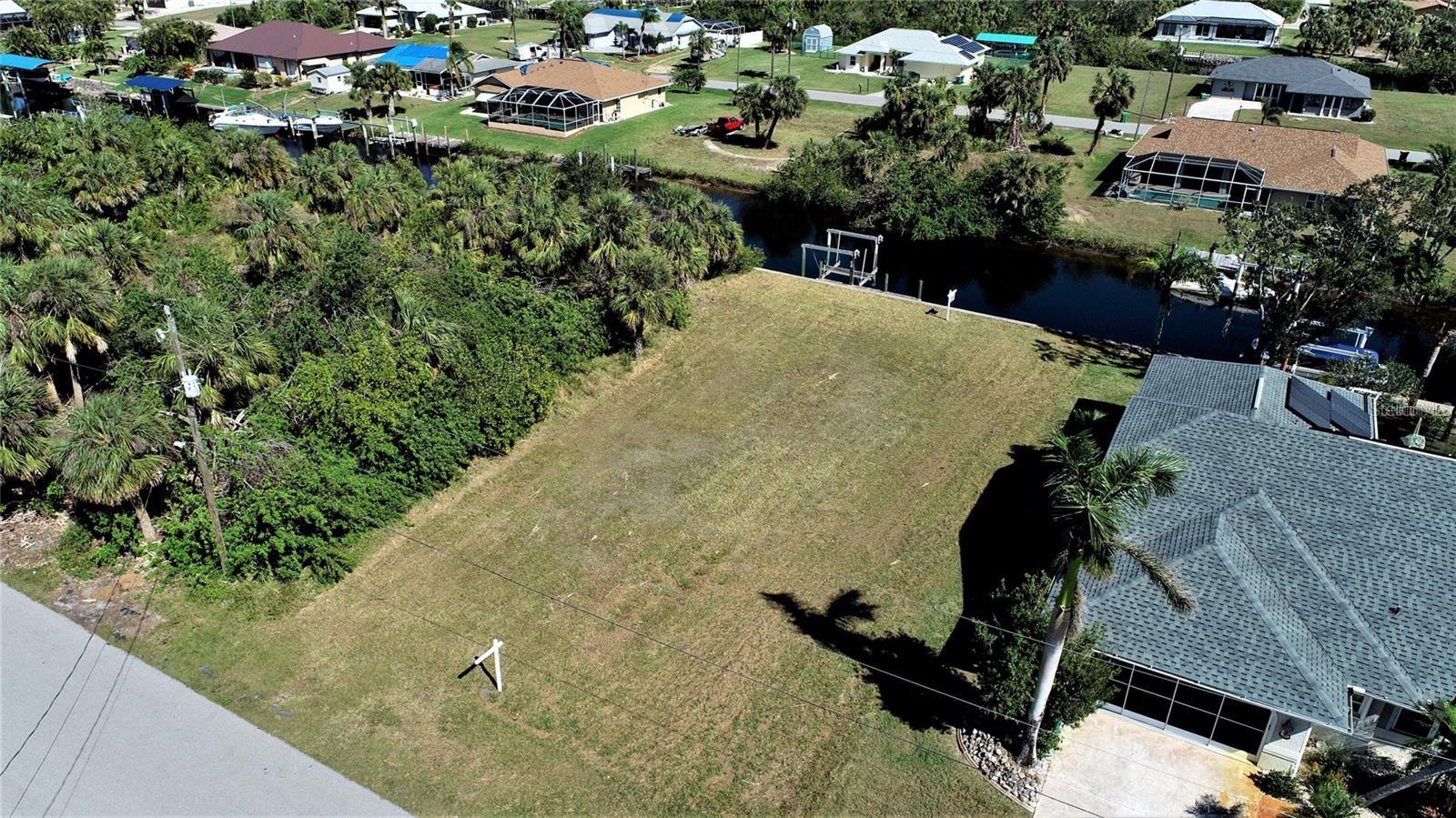 4466 Bayview St Property Photo 18