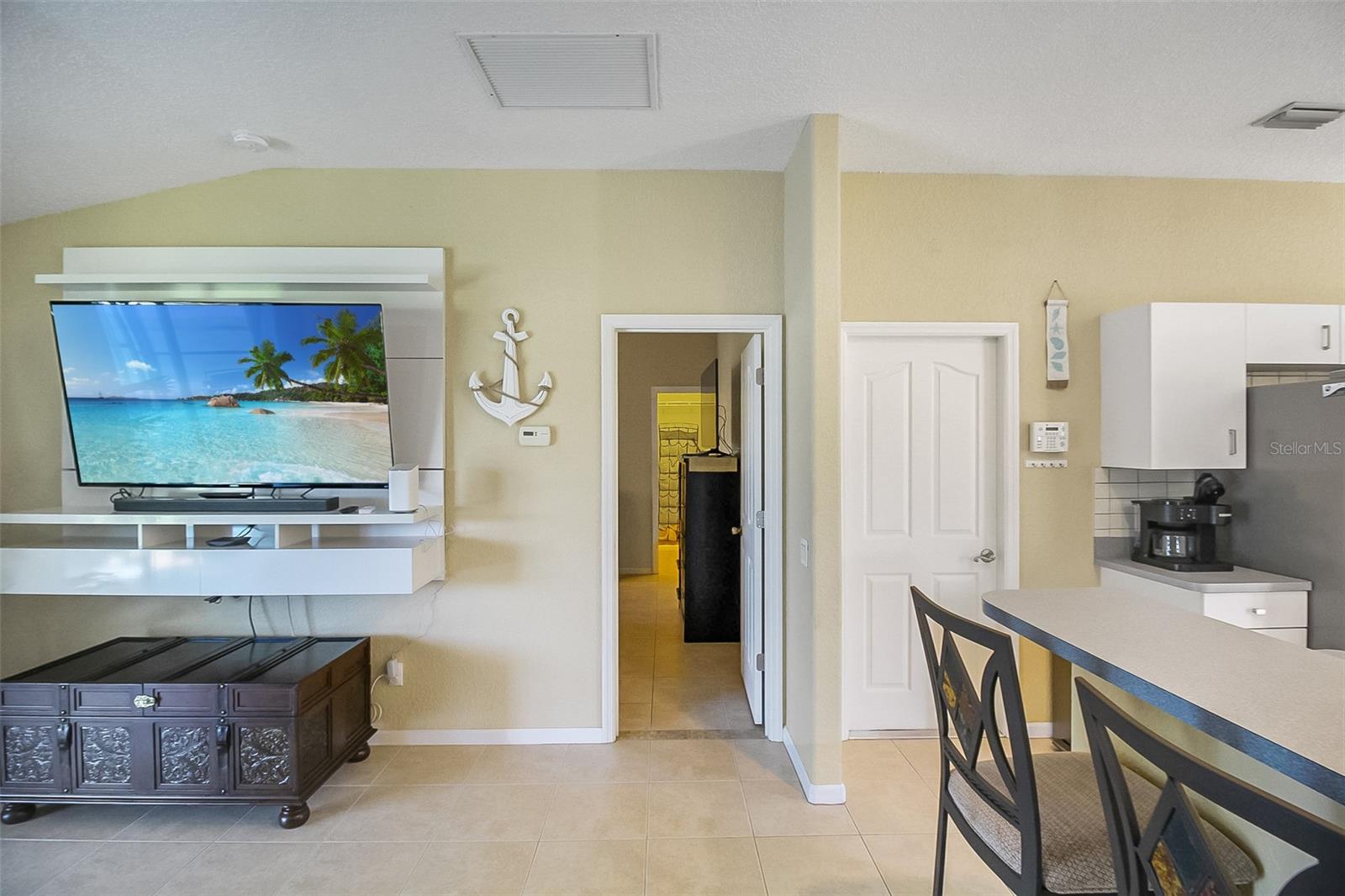 1465 Shields St Property Photo 27