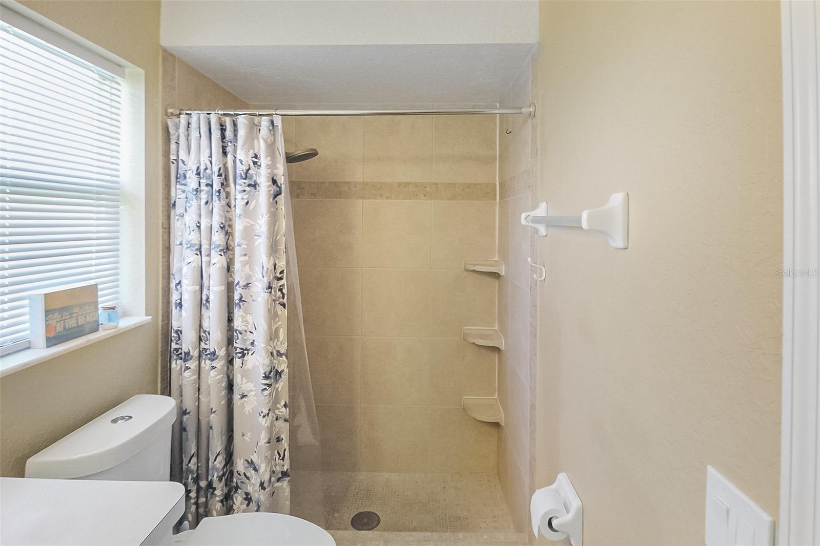 1465 Shields St Property Photo 34