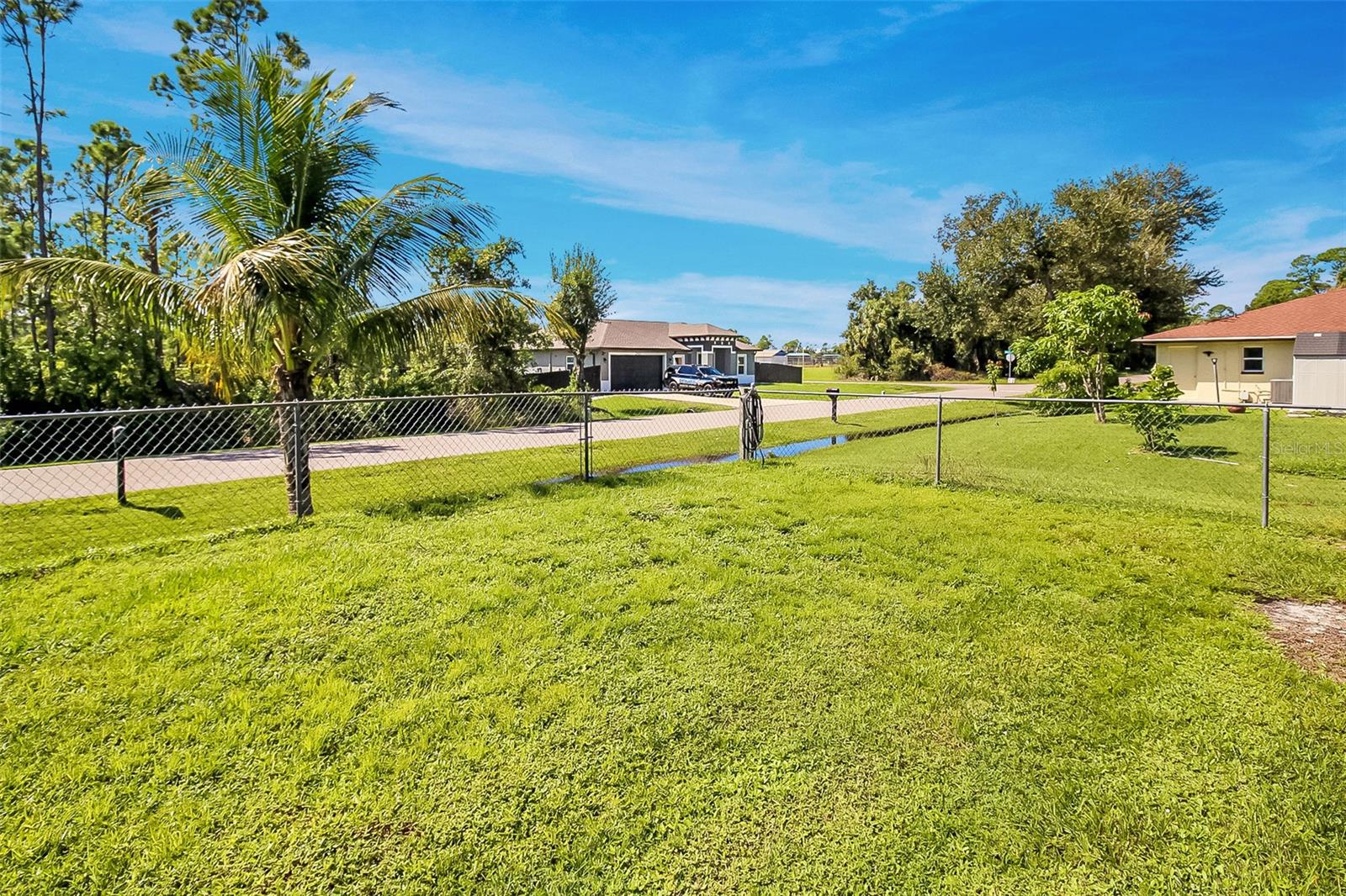 1465 Shields St Property Photo 40