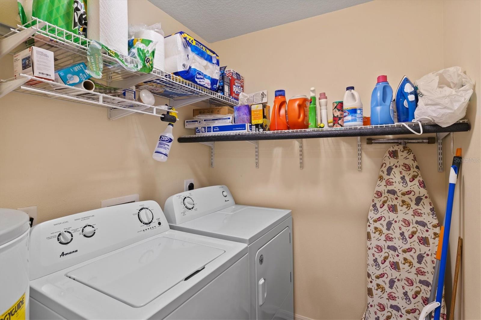 7325 Black Walnut Way Property Photo 11