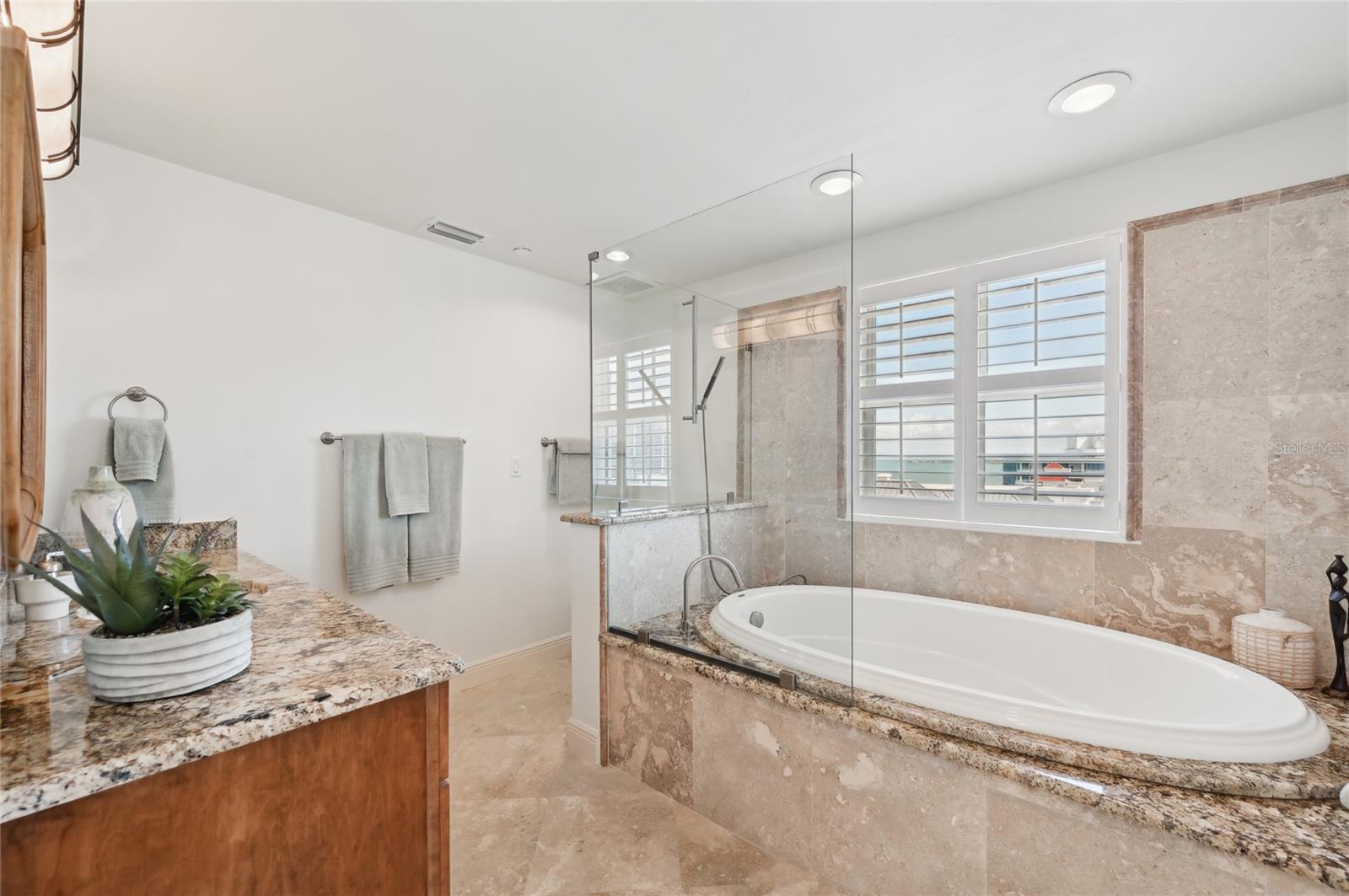 258 Golden Gate Pt #801 Property Photo 37