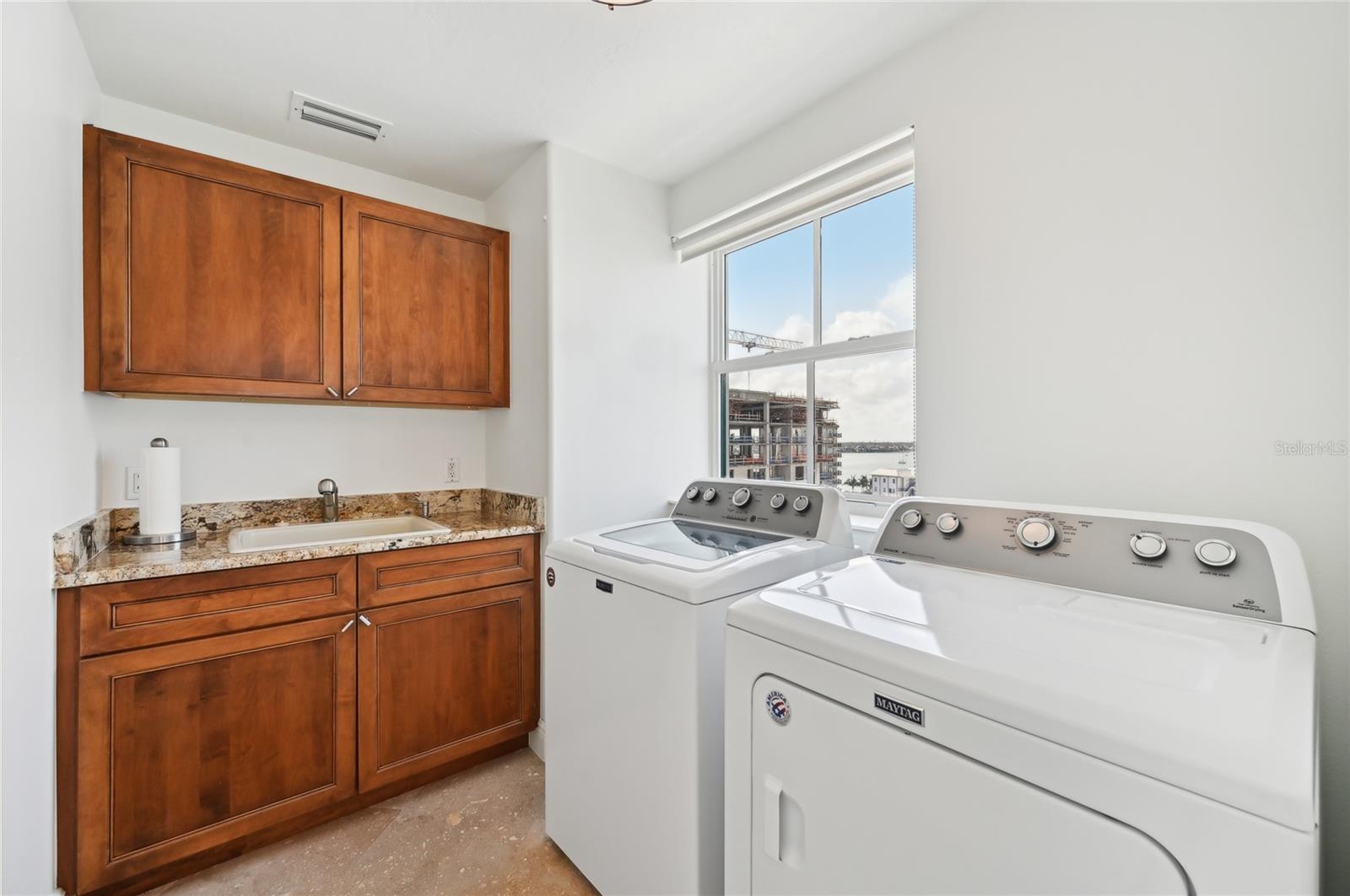 258 Golden Gate Pt #801 Property Photo 42