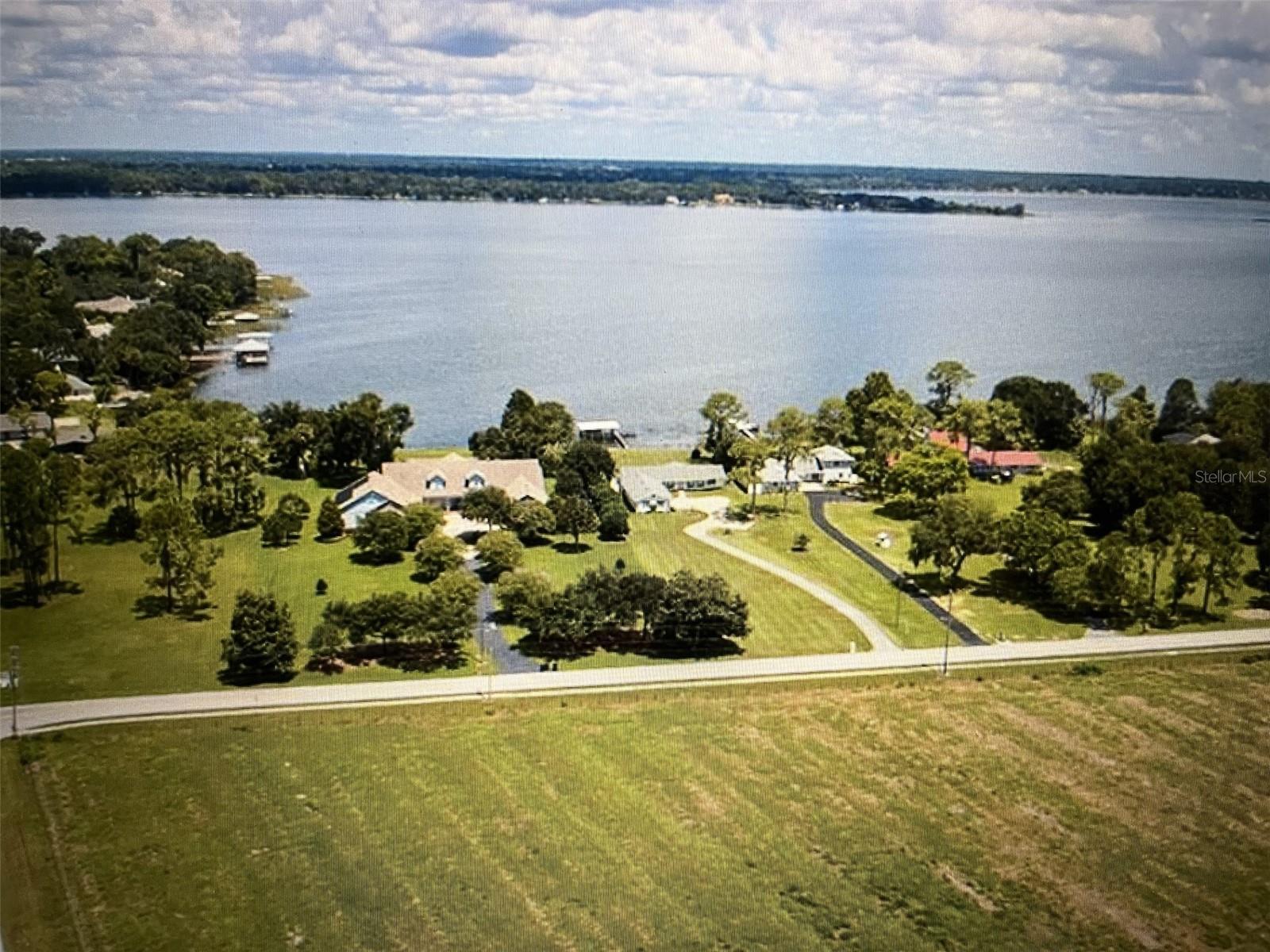 3406 Lake Diane Rd Property Photo 1