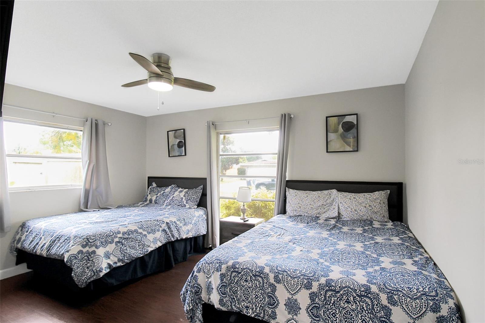 1127 De Leo Dr Property Photo 23