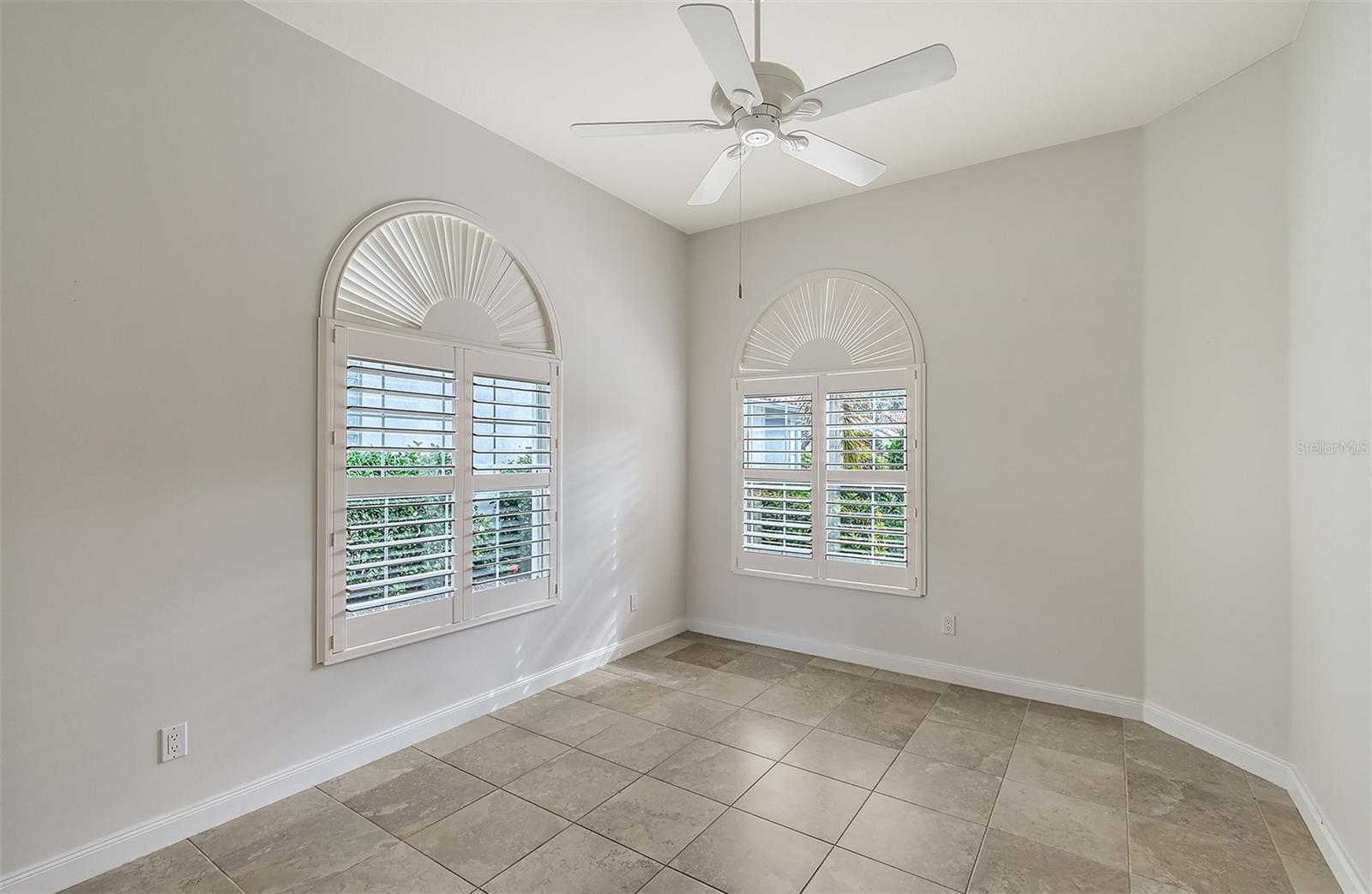 5759 Benevento Dr Property Photo 23