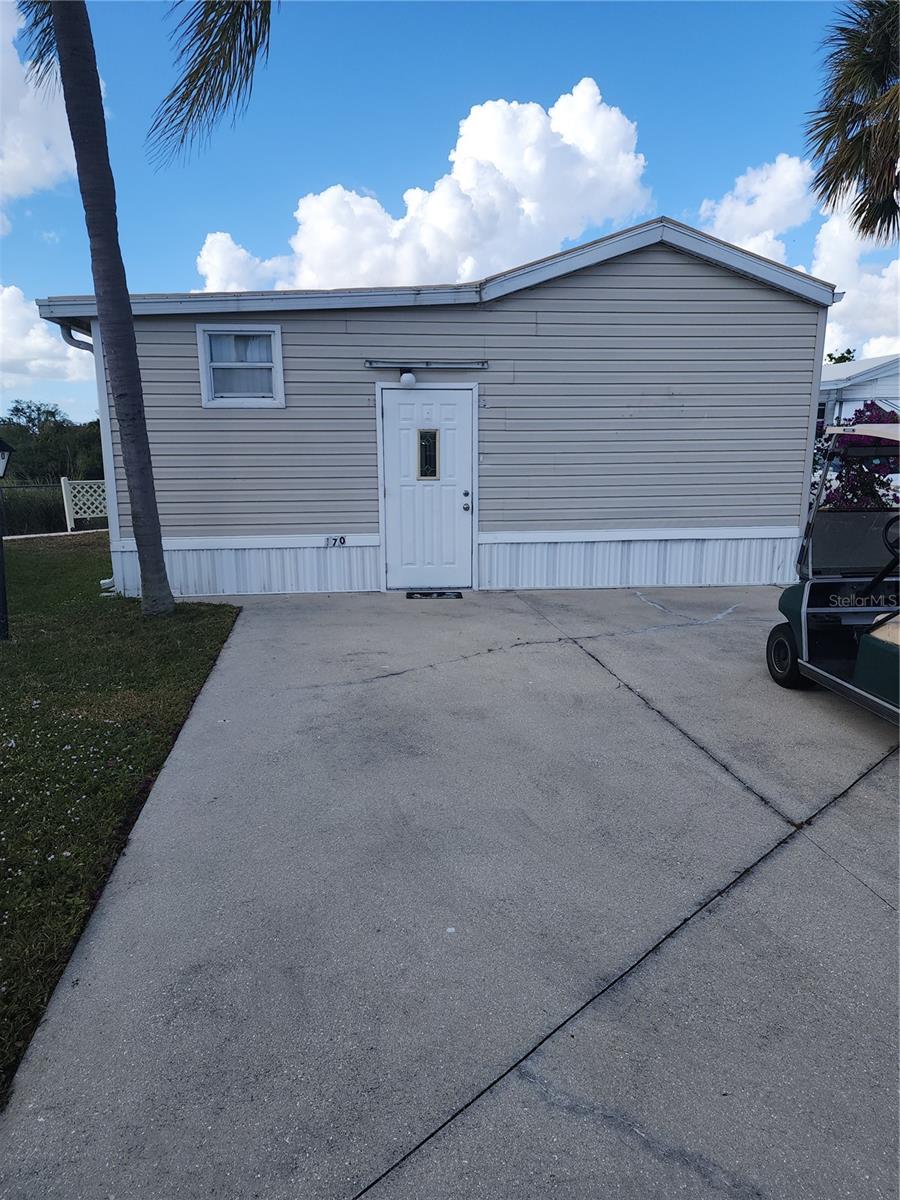 1674 University Pkwy #170 Property Photo 1