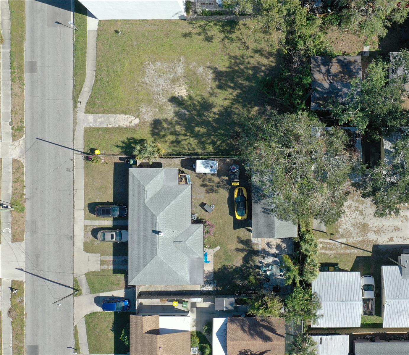 1744 10th St Property Photo 7