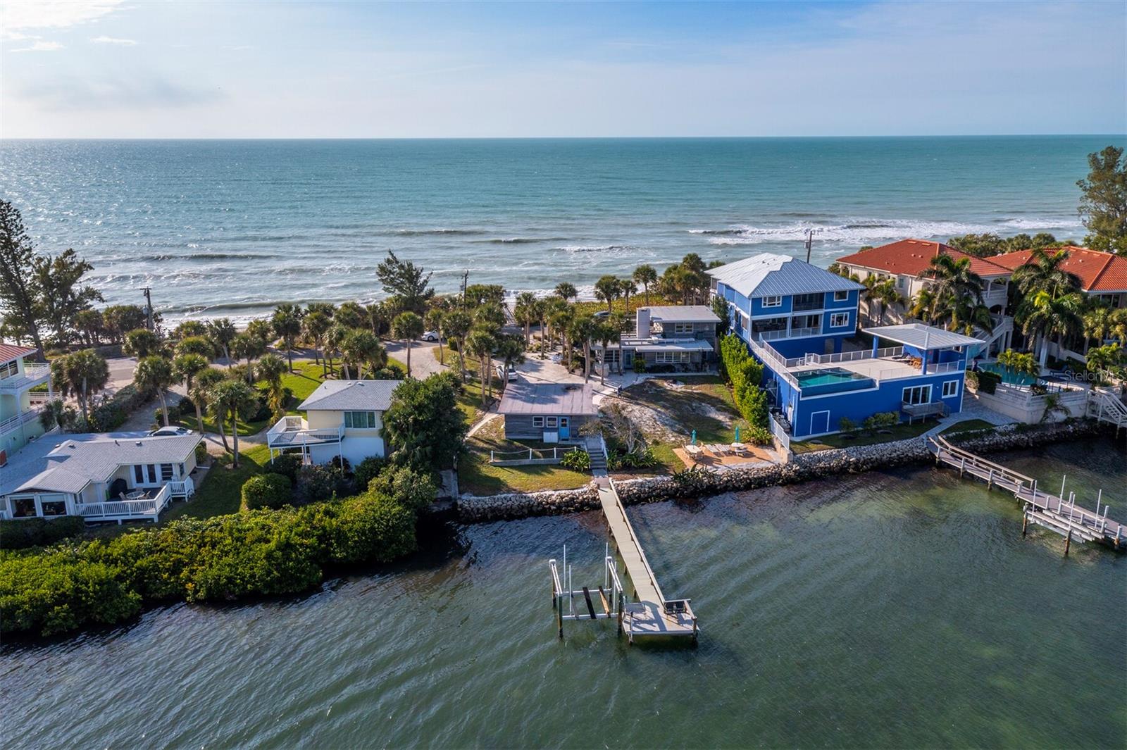 1620 Casey Key Rd Property Photo 1