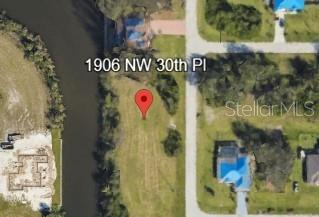 1906 Nw 30th Pl Property Photo 3