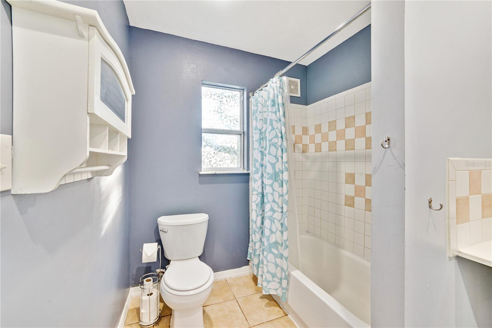 514 Riverside Dr E Property Photo 26