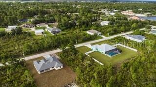 14352 Fort Myers Ave Property Photo 2