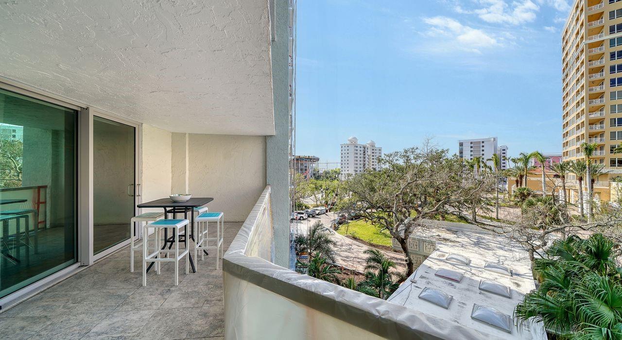 1111 N Gulfstream Ave #4e Property Photo 24