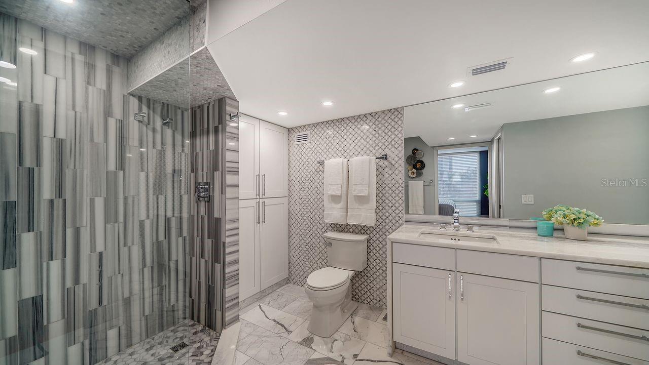 1111 N Gulfstream Ave #4e Property Photo 28