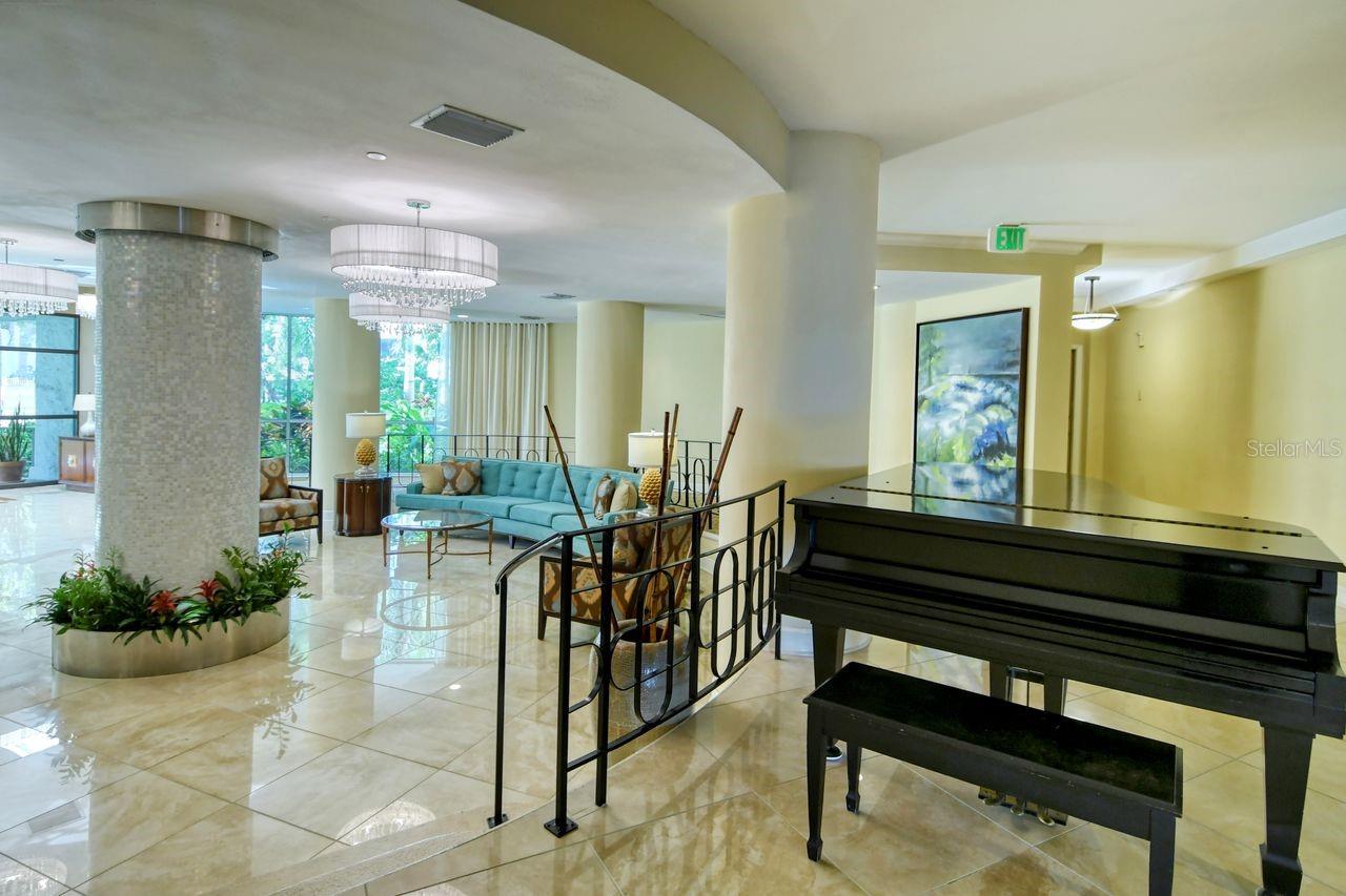 1111 N Gulfstream Ave #4e Property Photo 38