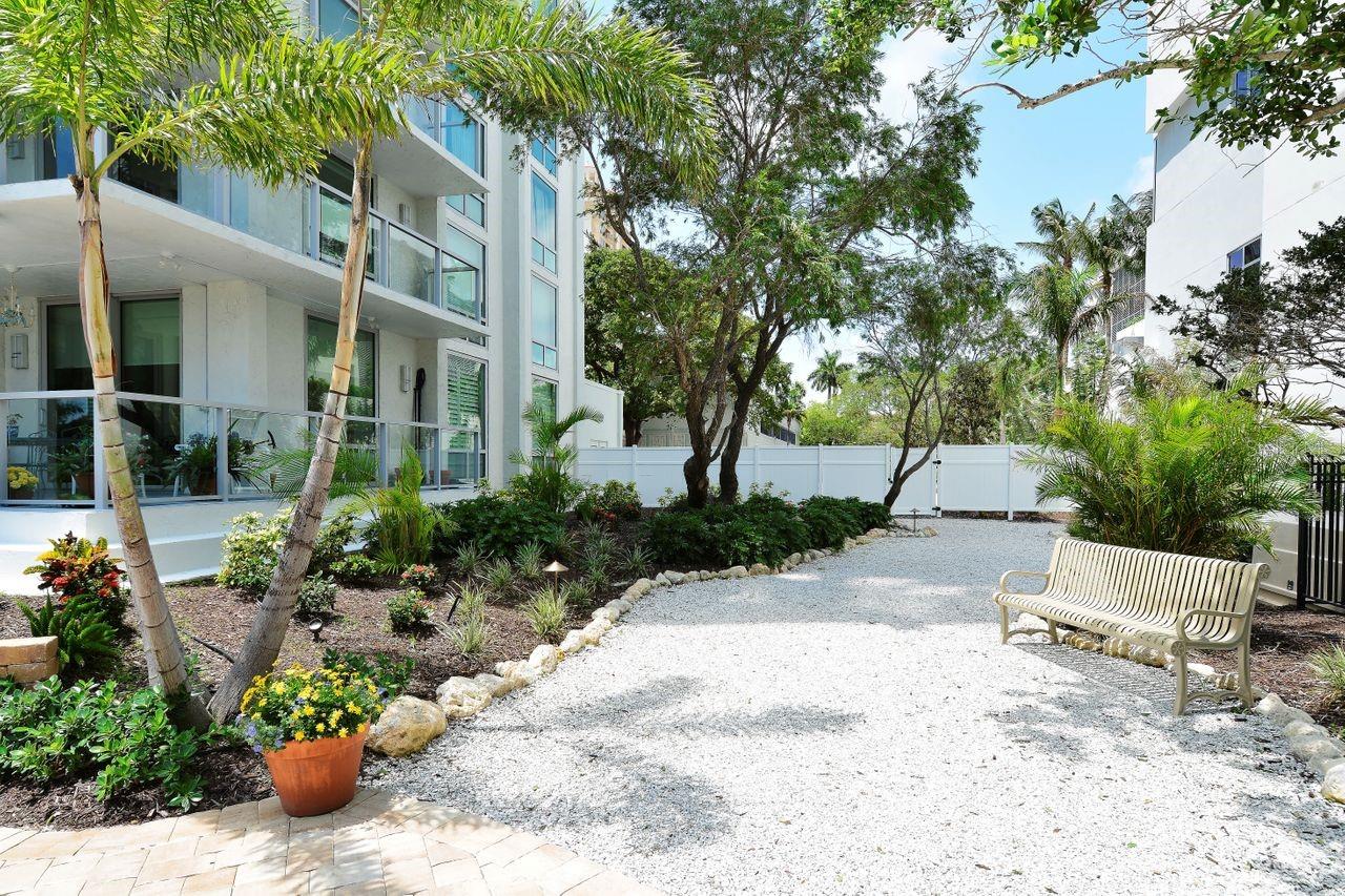 1111 N Gulfstream Ave #4e Property Photo 51