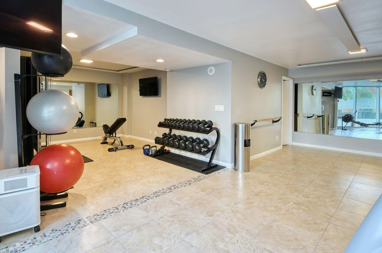 1111 N Gulfstream Ave #4e Property Photo 56