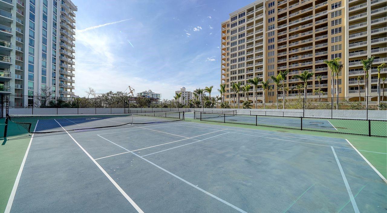1111 N Gulfstream Ave #4e Property Photo 59
