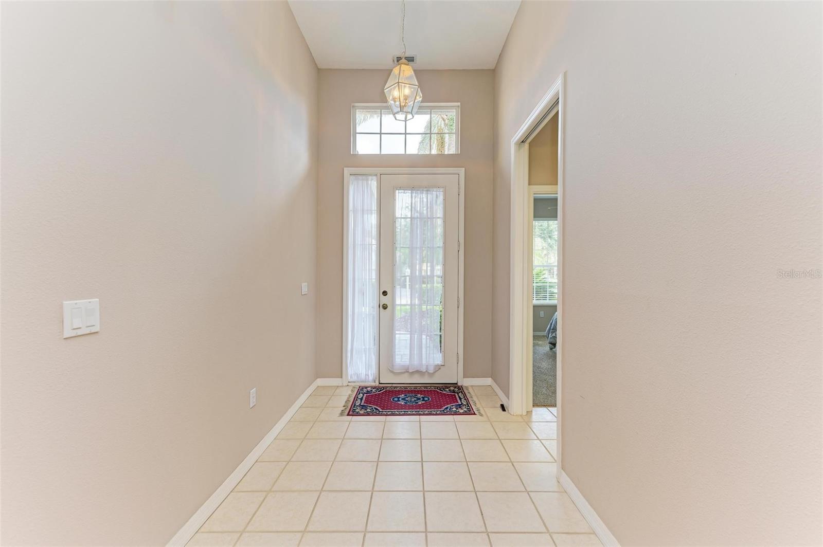 6710 Pebble Beach Way Property Photo 3