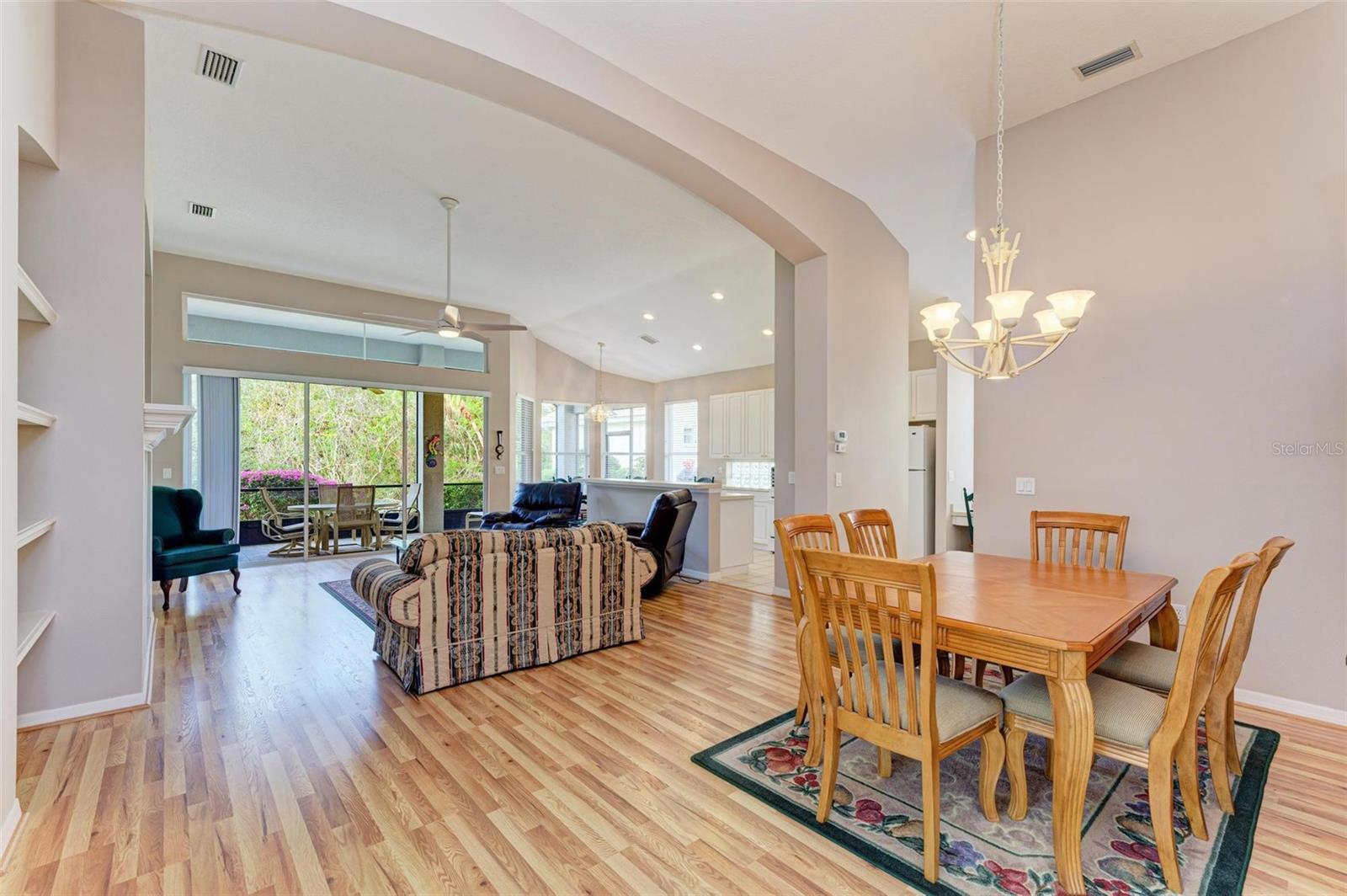 6710 Pebble Beach Way Property Photo 5