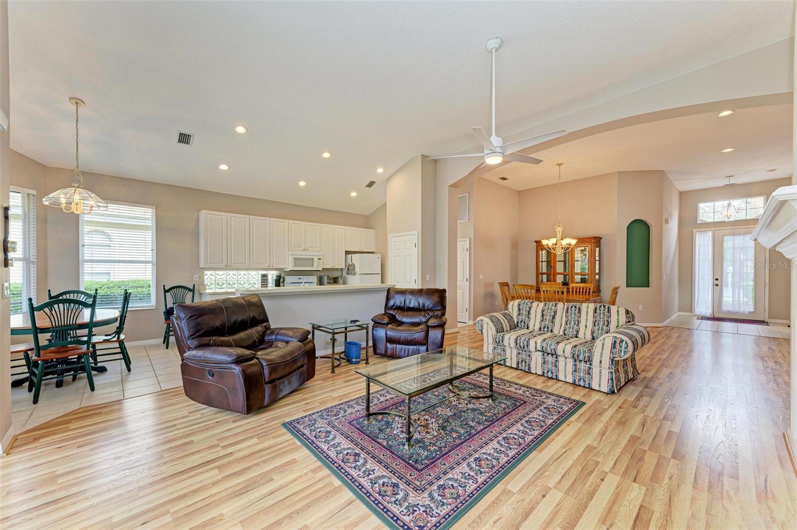 6710 Pebble Beach Way Property Photo 6