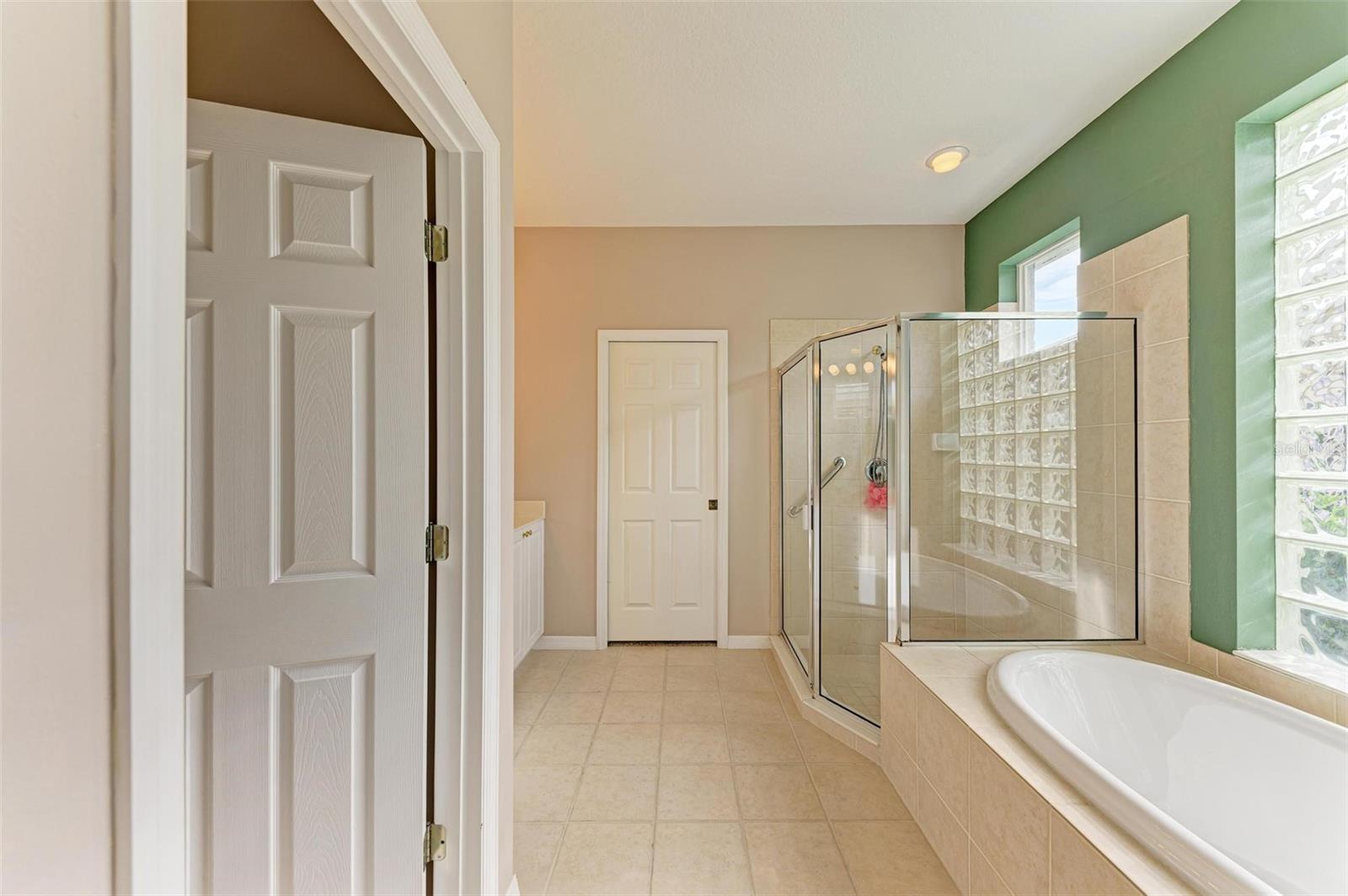 6710 Pebble Beach Way Property Photo 20