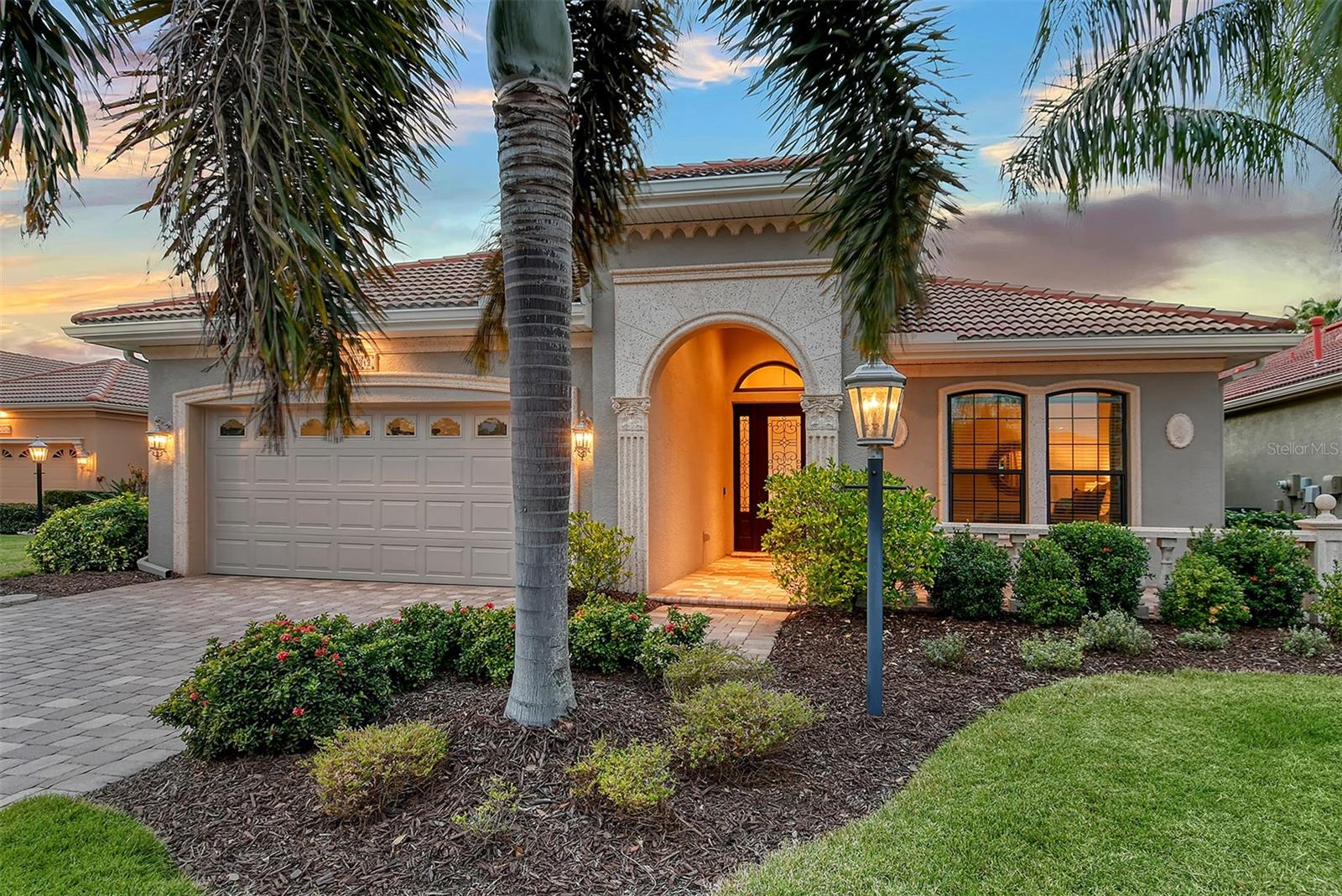 7312 RIVIERA CV Property Photo 1