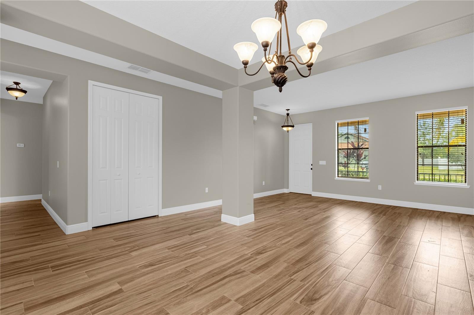 4014 Sunburst View Cir Property Photo 5