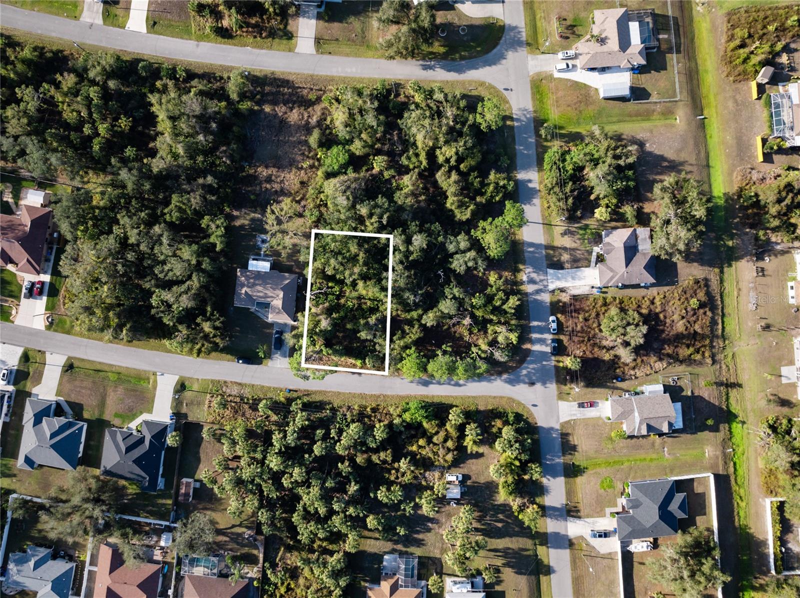 Quarter St Property Photo 1