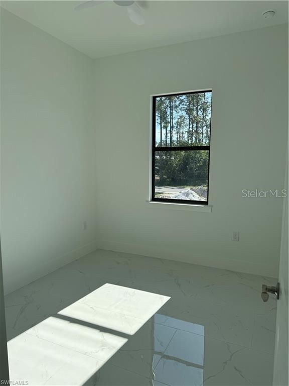 3002 68th St W Property Photo 15