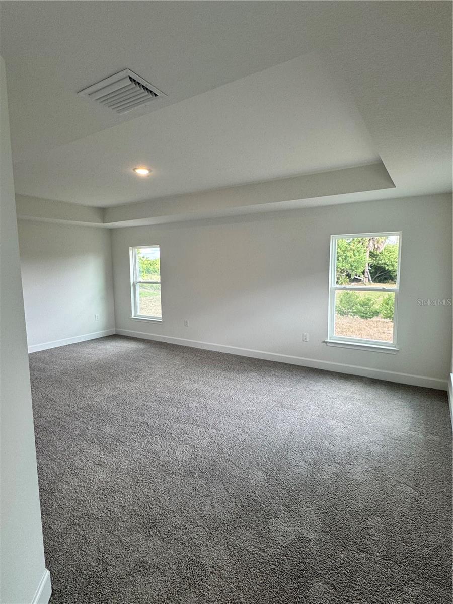 2676 Averland Loop Property Photo 4