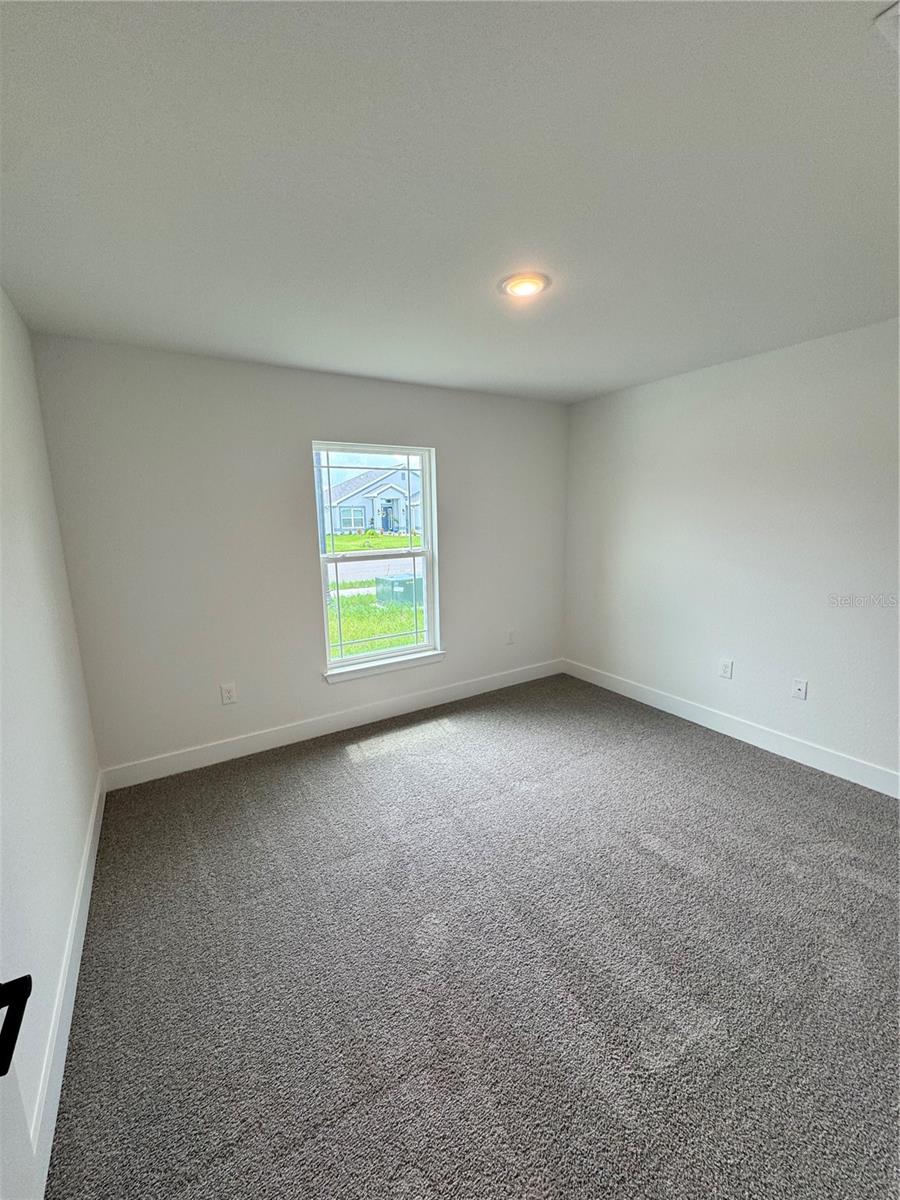 2667 Averland Loop Property Photo 3