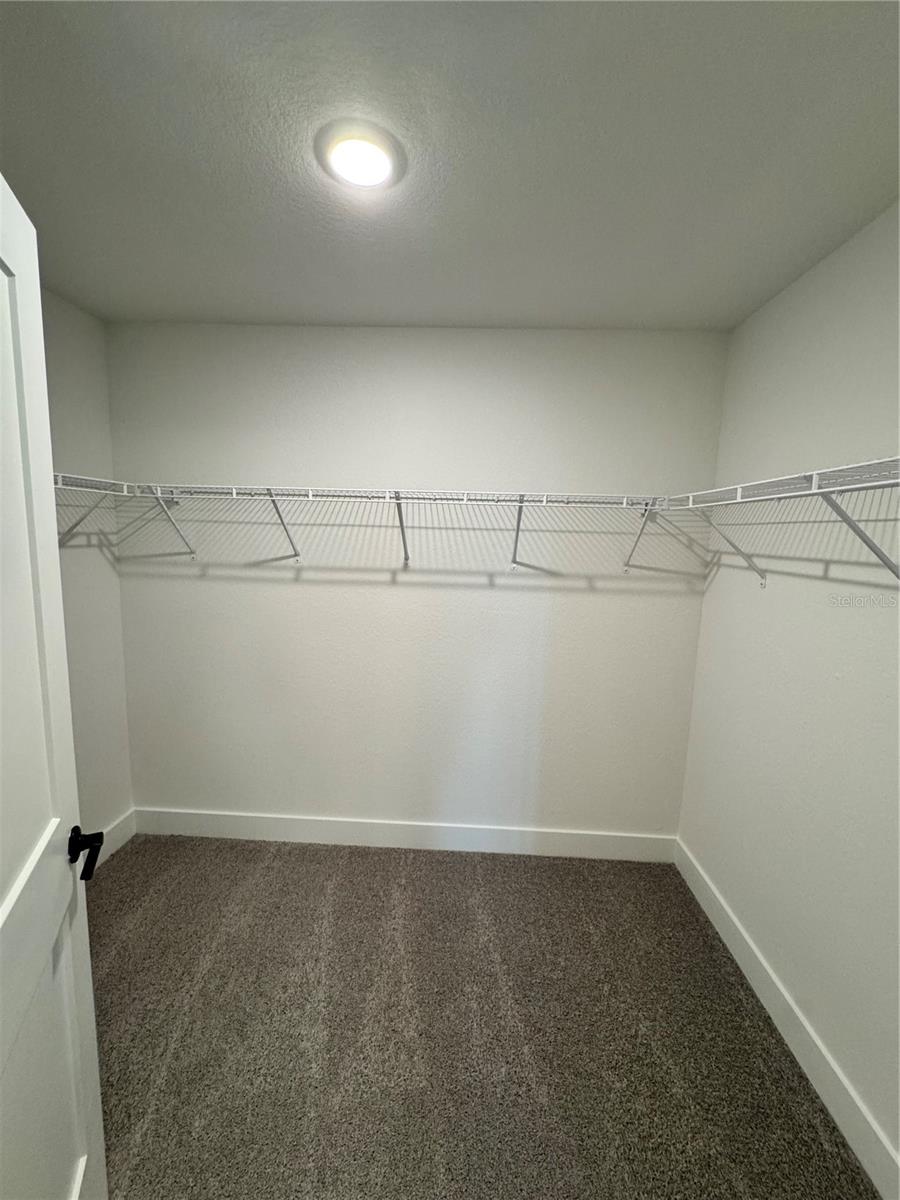 2667 Averland Loop Property Photo 11