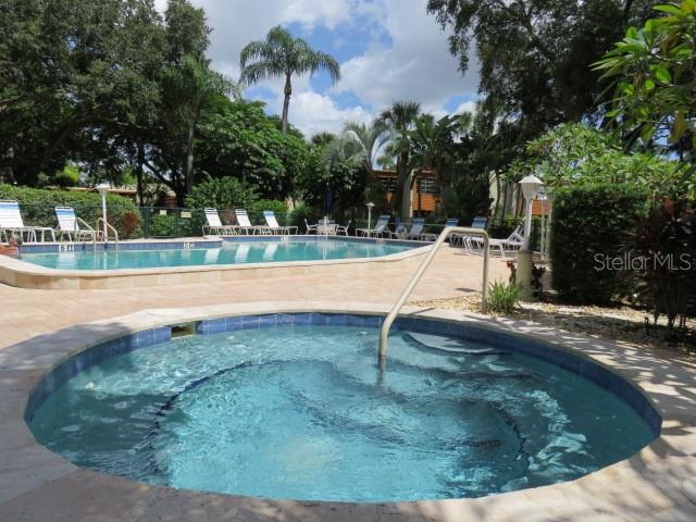 142 Pineneedle Dr #142u Property Photo 22