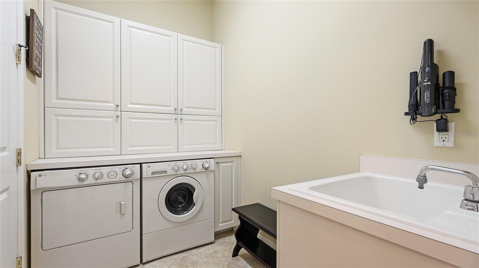 7244 Orchid Island Pl Property Photo 35
