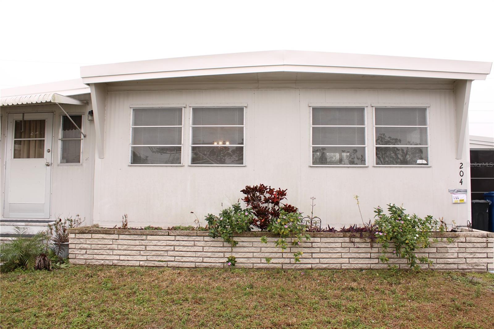 204 50th Avenue Dr W Property Photo