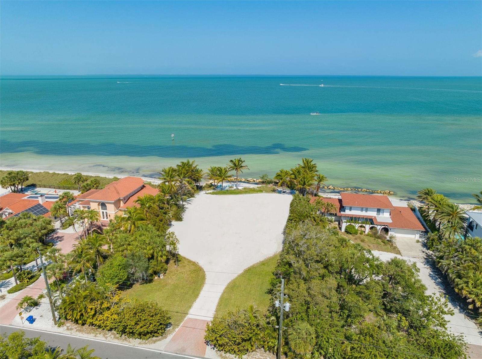 826 S Bay Blvd #a Property Photo 3