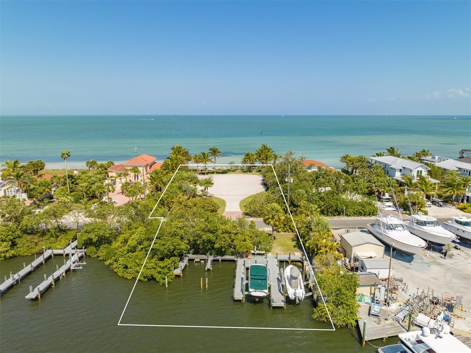 826 S Bay Blvd #a Property Photo 7