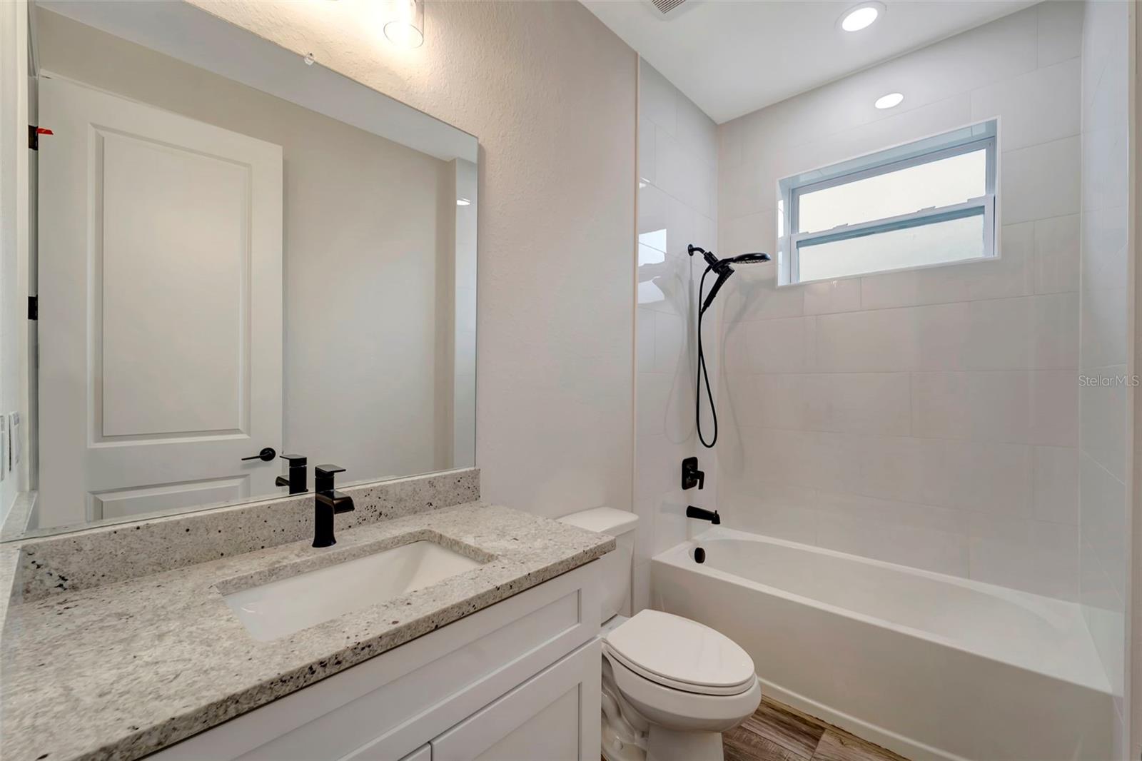 10508 Mcalester Cir Property Photo 32
