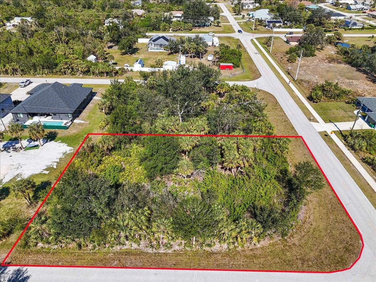 6141 Spinnaker Blvd Property Photo 2