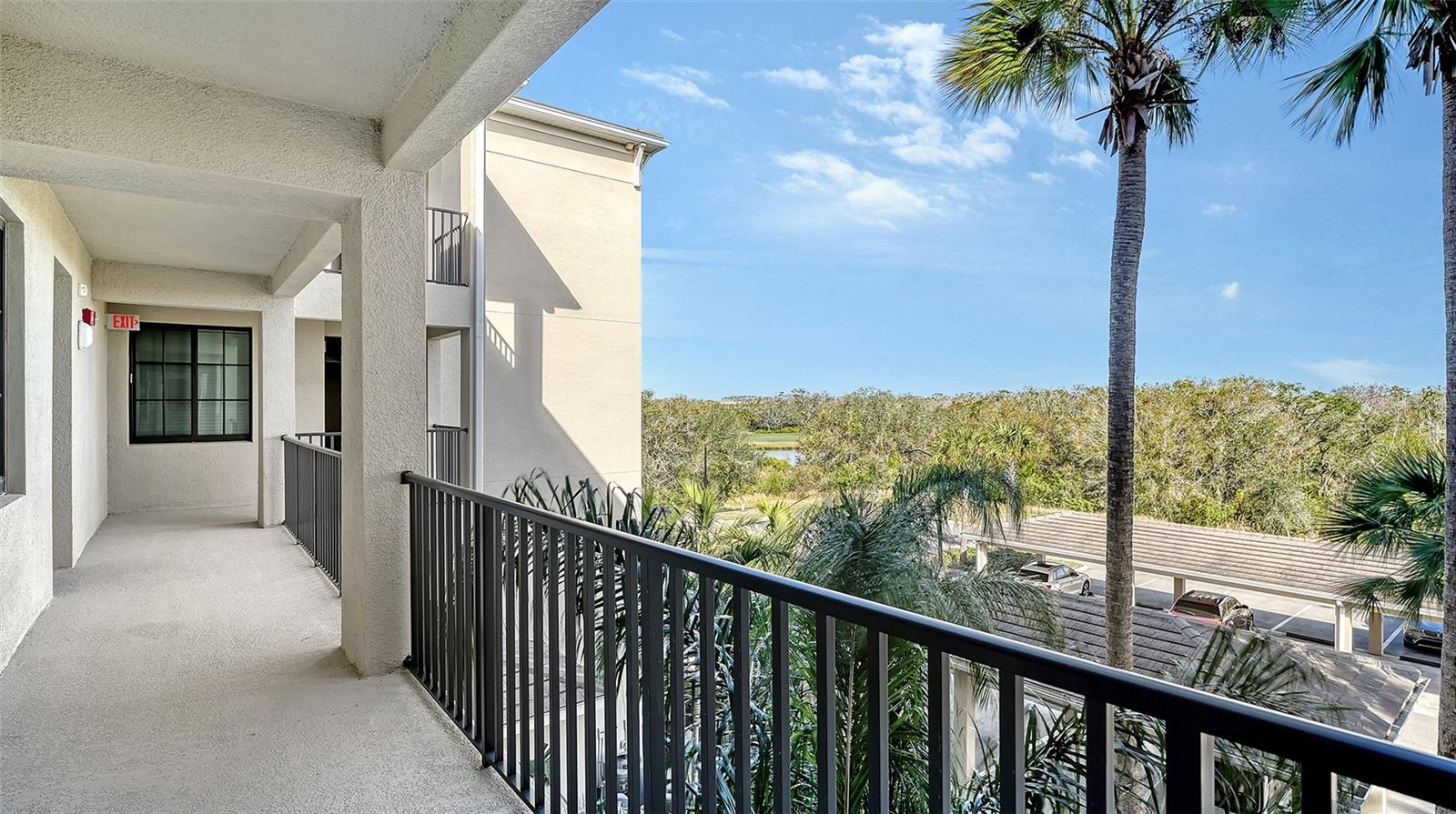17510 Gawthrop Dr #308 Property Photo 3
